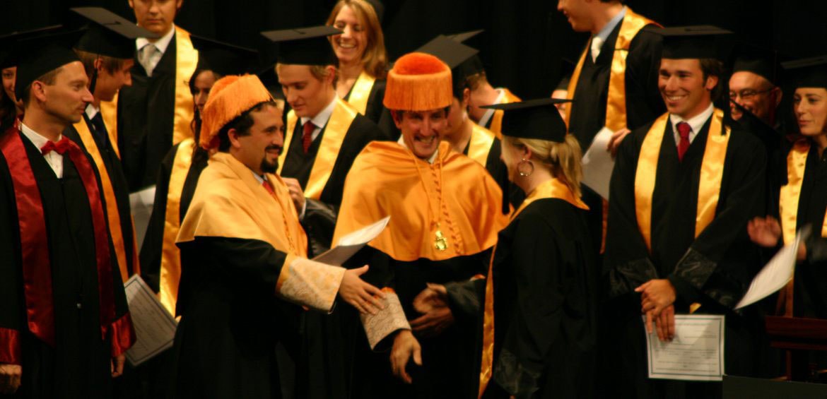 Academic Gowns & Robes