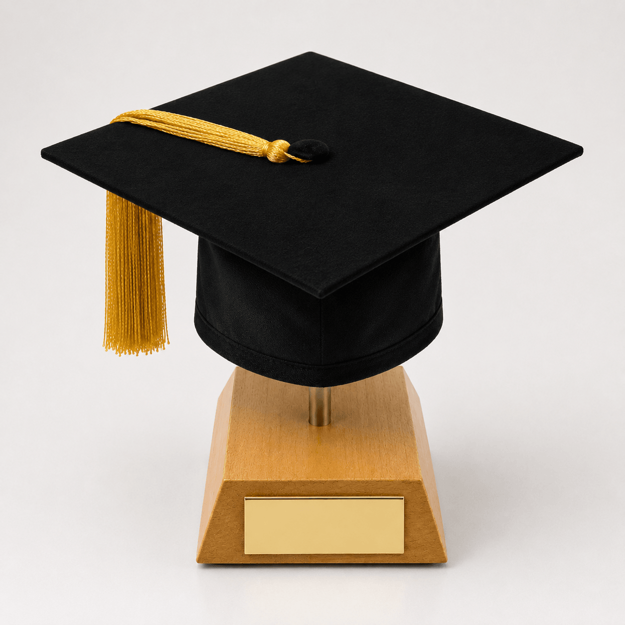Graduation cap in brilliant velvet – velvet biretta on a presentation stand